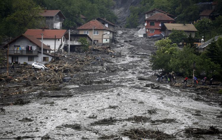 Serbia Declares Emergency after Regional Floods - VIDEO