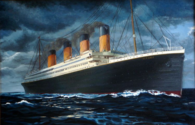 Viva el naufragio del Titanic en tiempo real - Video