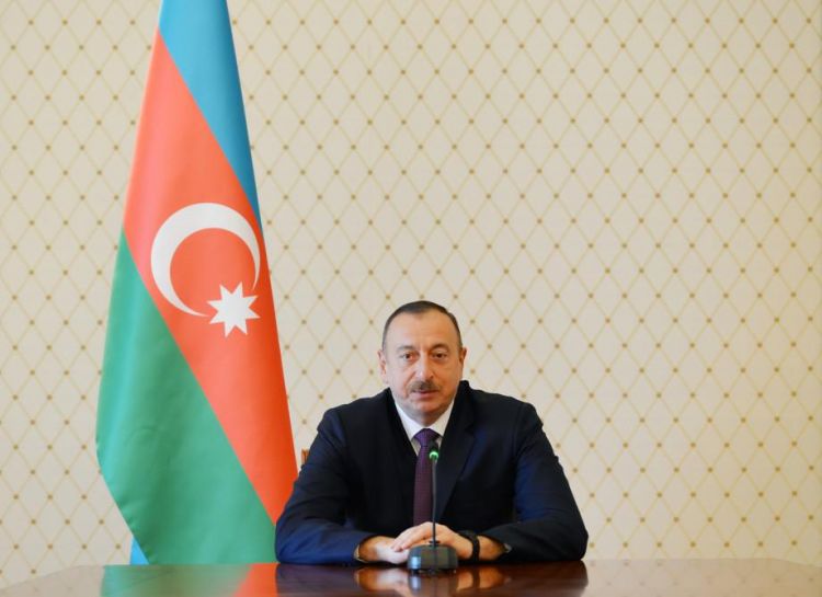 Ilham Aliyev meets heads of diplomatic missions, int’l organizations of Muslim countries - PHOTOS