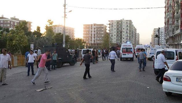 Mardin ve Diyarbakır'da polis araçlarına yönelik terör saldırısı - VİDEO