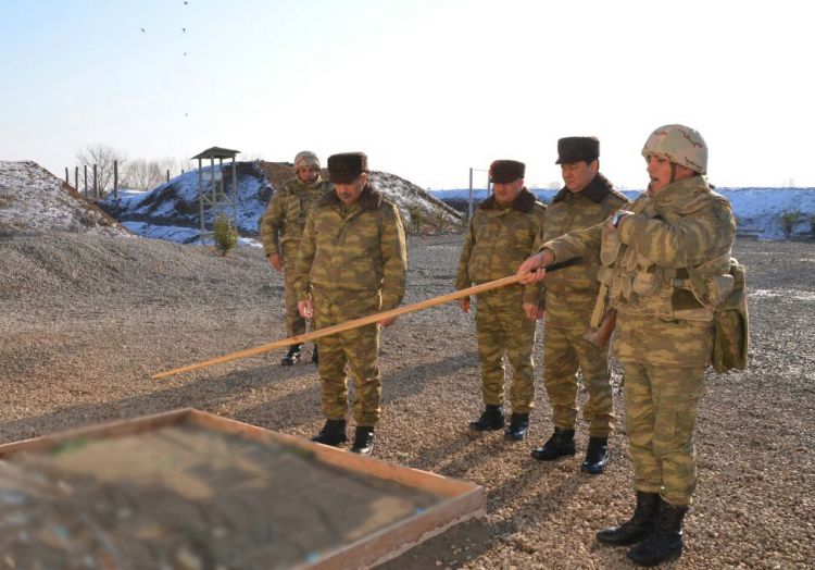 Azerbaijani Defence Minister inspects readiness of military units on frontline - PHOTOS