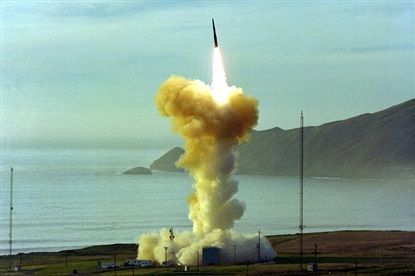 ABŞ-ın ballistik raket sınağı - VİDEO