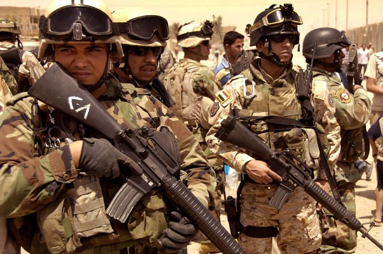Irak ordusu ve Haşdi Şabi'nin Sincar'a girdi