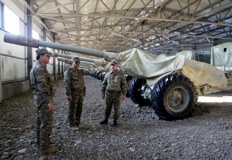 Cəbhəboyu zonada raket və artilleriya bölmələrinin döyüşə hazırlığı yoxlanılıb