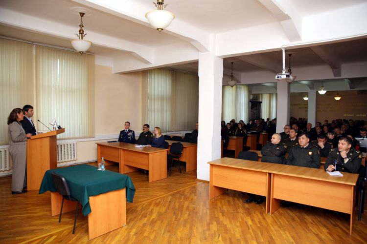 NASA's female astronaut visited the Azerbaijan Armed Forces Military College