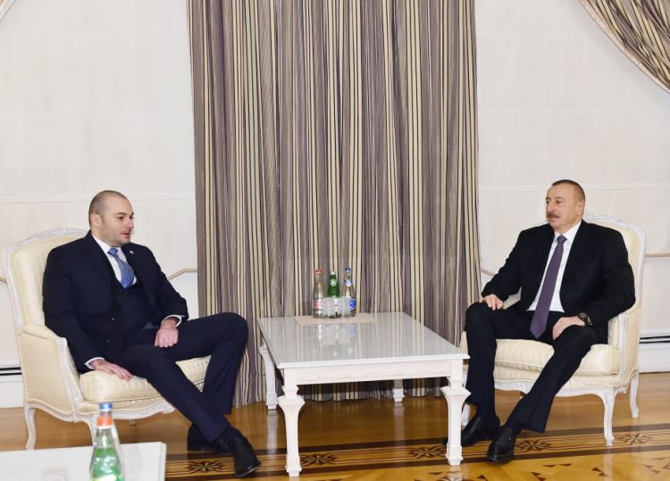 Ilham Aliyev recibe al ministro de Finanzas de Georgia