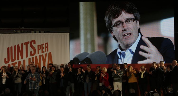 El Parlamento catalán creará una comisión para facilitar la investidura de Puigdemont