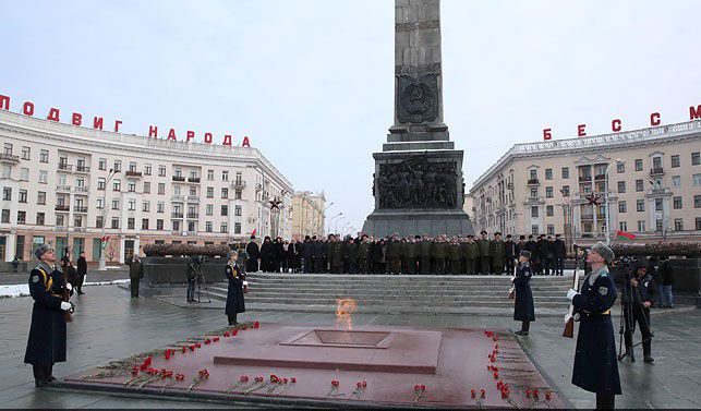 Azerbaijan Defense Minister took part in the events dedicated to the 100th anniversary of the Armed Forces of Belarus