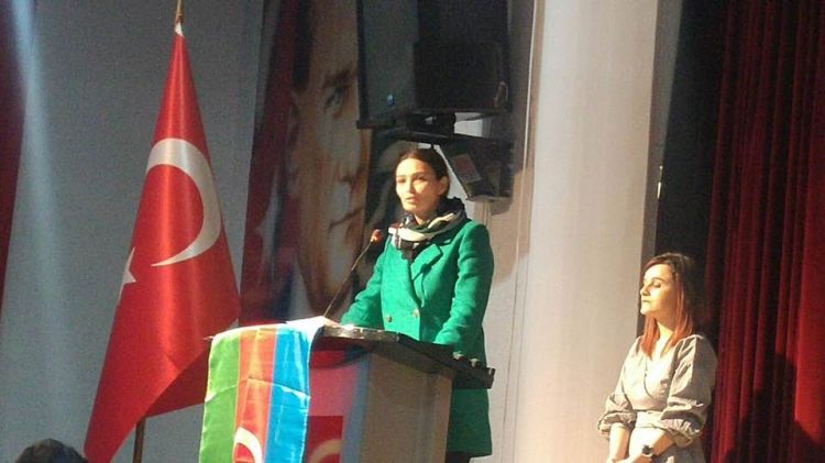 Q. Paşayeva İzmirdə Qarabağla bağlı tədbirdə Türk dünyasına çağırış edərək haqsızlıqlara qarşı birgə mübarizəyə çağırıb - FOTOLAR