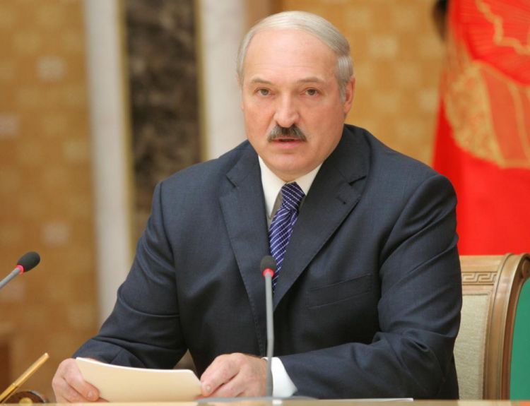 Aleksandr Lukaşenko Belarus təmsilçisinin KTMT-nin baş katibi təyin edilməsi haqqında qərarı imzalayıb
