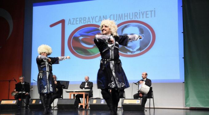 Azerbaycan Cumhuriyeti'nin 100. yılı Bursa'da kutlandı