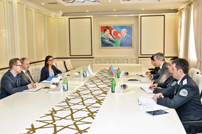 Vusal Huseynov se reunió con el representante del ACNUR en Azerbaiyán