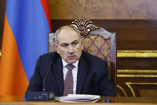 Оппозиция собирается свергнуть Пашиняна - замену тоже нашли