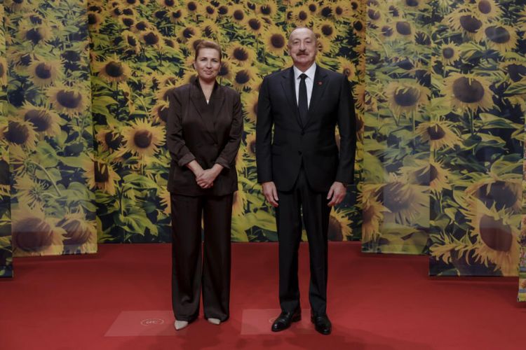 Президент Ильхам Алиев принял участие в церемонии открытия 7-го Саммита Европейского политического сообщества в Копенгагене