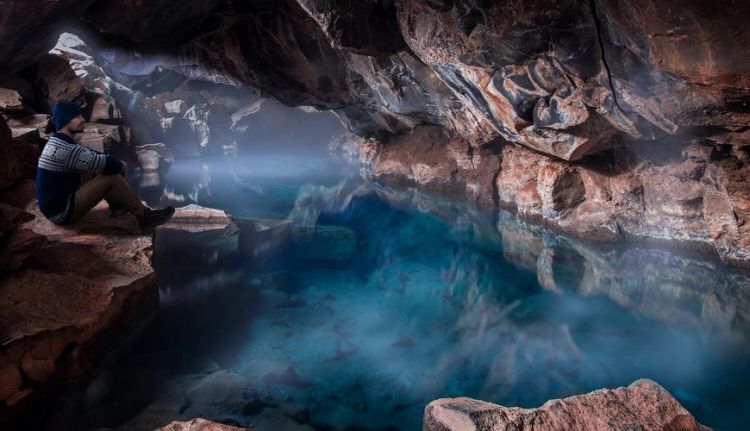 Ученые нашли в Греции подземное пресное озеро возрастом в 800 000 лет