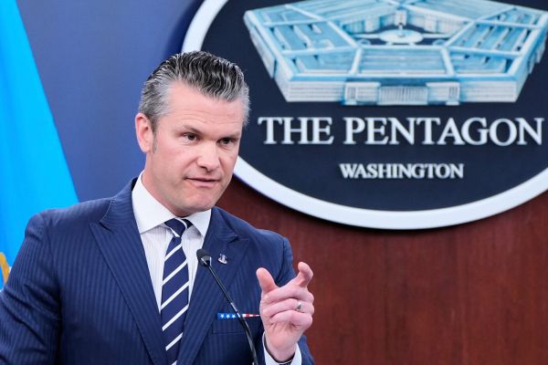 Шеф Пентагона о ядерных испытаниях США